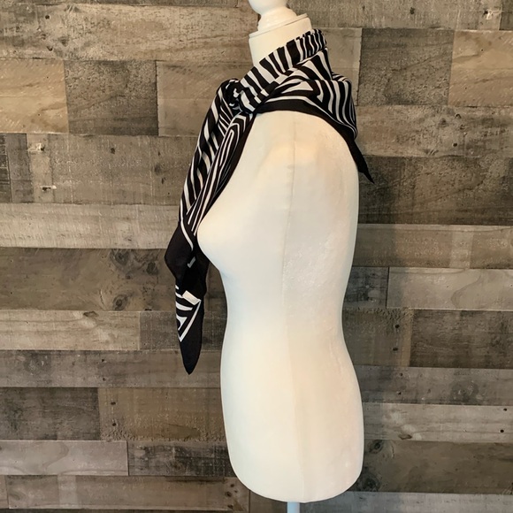 Vintage Avon Zebra Scarf 1988 - Picture 5 of 16